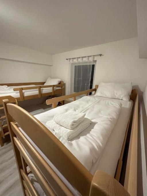 Apartamento Direkt Bei U1 Viena Exterior foto