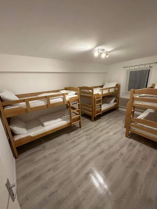 Apartamento Direkt Bei U1 Viena Exterior foto